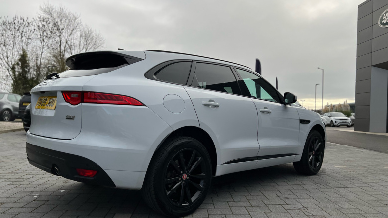 Jaguar F-Pace 2.0d [240] Chequered Flag 5dr Auto AWD Diesel Estate